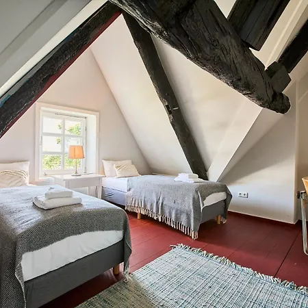 Altes Faehrhaus - Boven, 220 Qm Apartmán *